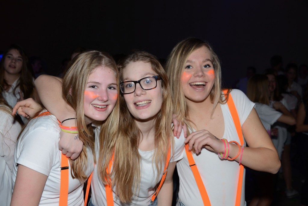../Images/Jeugddisco White Edition 274.jpg